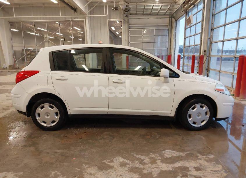 Photo 14 of 2009 Nissan Versa 1.8S (VIN 3N1BC13E69L386083)