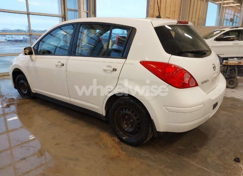 Photo 3 of 2009 Nissan Versa 1.8S (VIN 3N1BC13E69L386083)