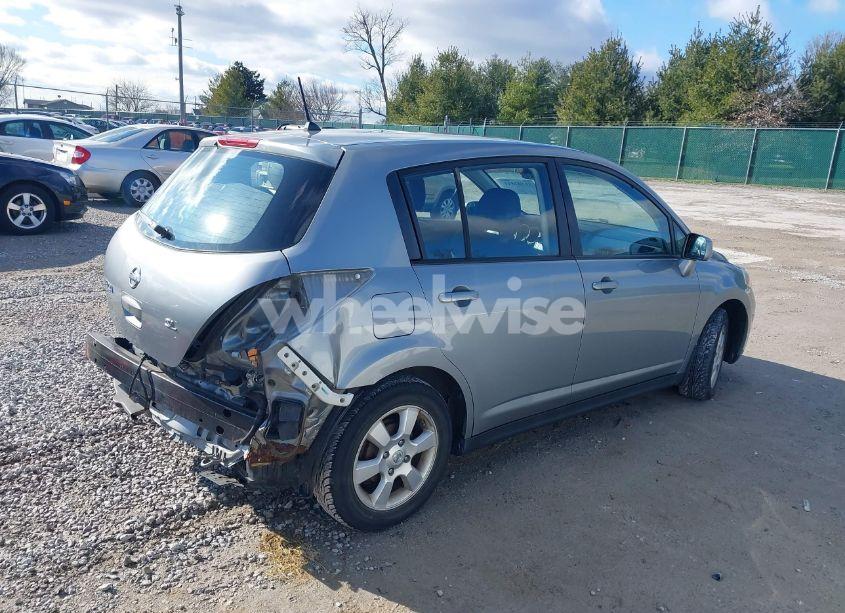 Photo 4 of 2009 Nissan Versa 1.8SL (VIN 3N1BC13E69L390702)