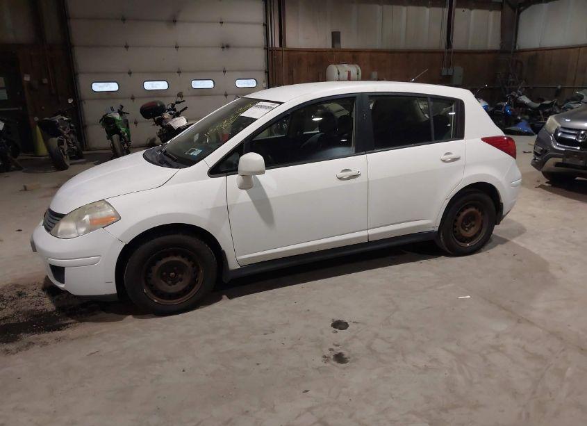 Photo 2 of 2009 Nissan Versa 1.8S (VIN 3N1BC13E69L412195)