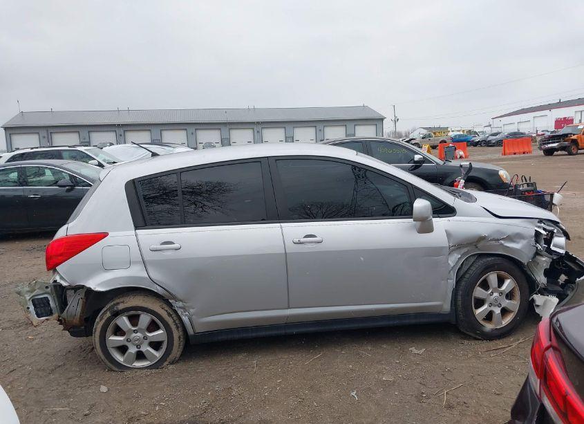Photo 14 of 2009 Nissan Versa 1.8SL (VIN 3N1BC13E69L412763)