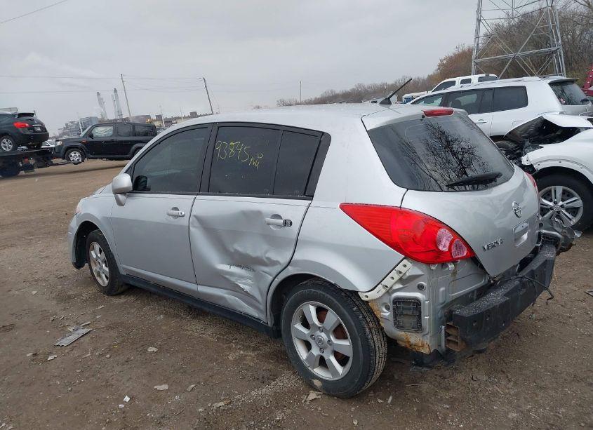 Photo 3 of 2009 Nissan Versa 1.8SL (VIN 3N1BC13E69L412763)