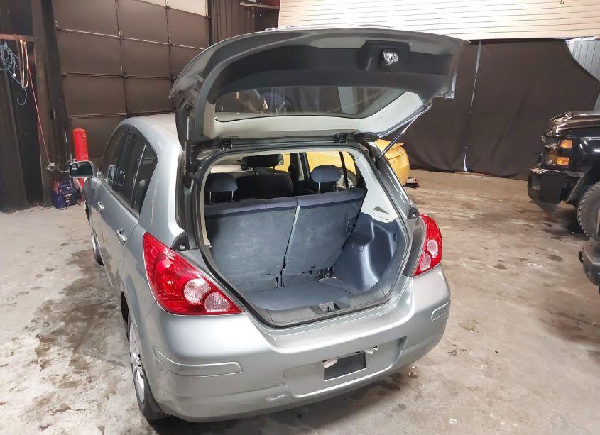 Photo 3 of 2009 Nissan Versa 1.8S (VIN 3N1BC13E69L457797)