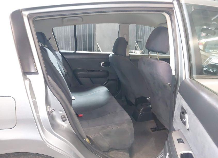 Photo 8 of 2009 Nissan Versa 1.8S (VIN 3N1BC13E69L457797)