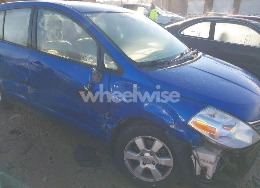 Photo 6 of 2009 Nissan Versa 1.8S (VIN 3N1BC13E69L488791)