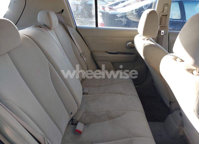 Photo 8 of 2009 Nissan Versa 1.8S (VIN 3N1BC13E69L488791)