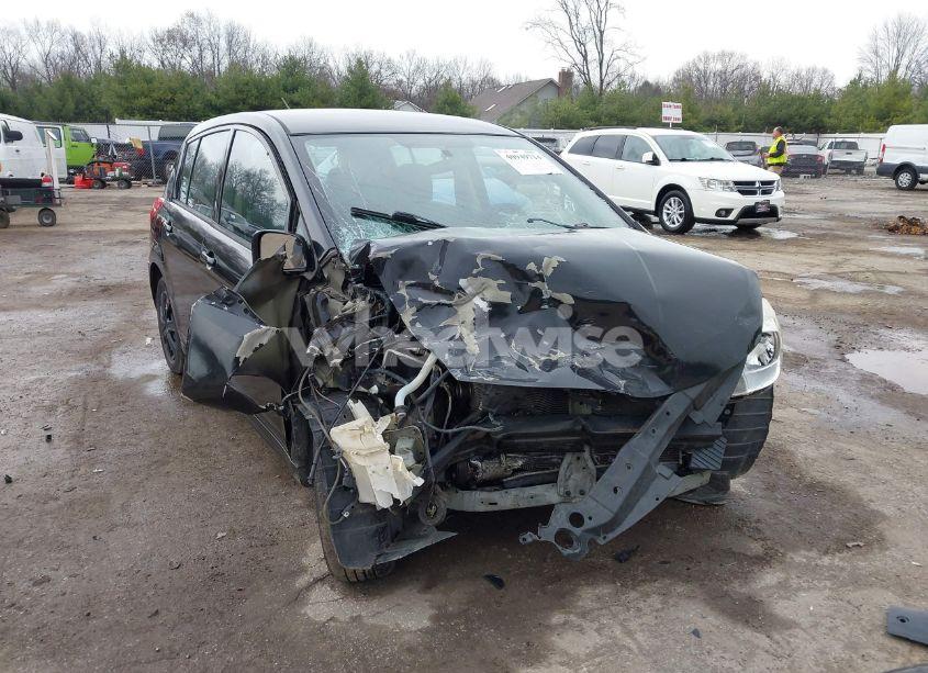 2009 Nissan Versa 1.8S (VIN 3N1BC13E69L496194) main photo
