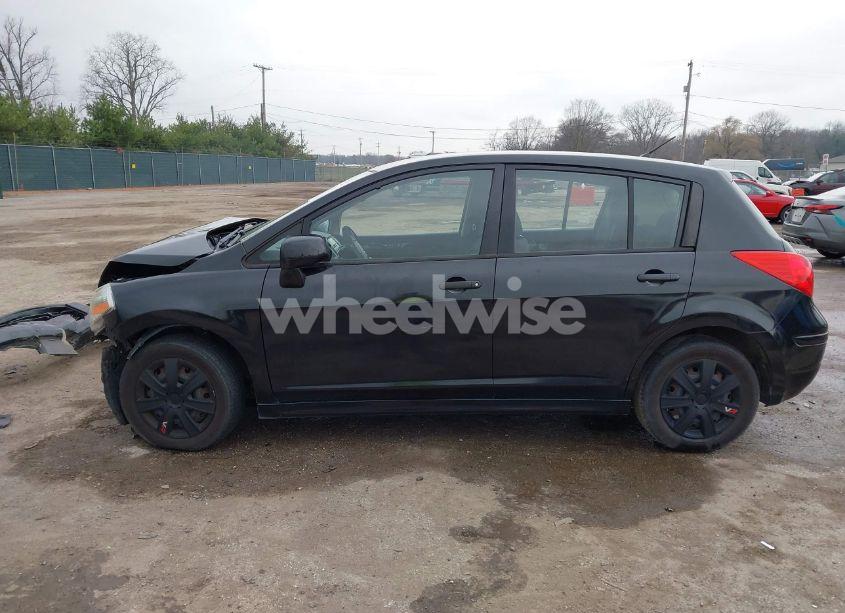 Photo 15 of 2009 Nissan Versa 1.8S (VIN 3N1BC13E69L496194)