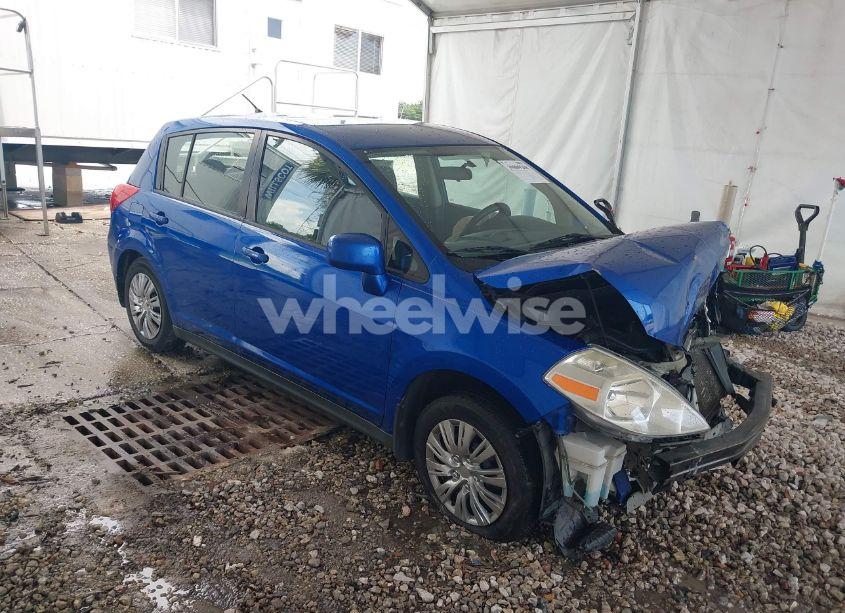 2009 Nissan Versa 1.8S (VIN 3N1BC13E69L497622) main photo