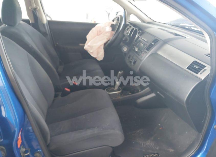 Photo 5 of 2009 Nissan Versa 1.8S (VIN 3N1BC13E69L497622)