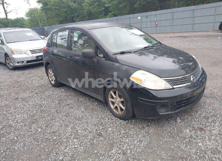 2007 Nissan Versa 1.8S (VIN 3N1BC13E77L388275) main photo