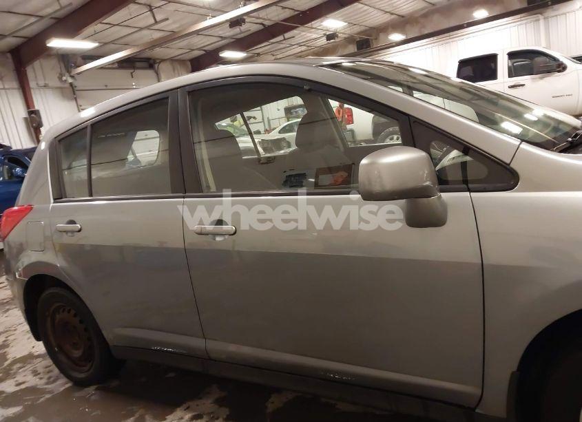 Photo 14 of 2007 Nissan Versa 1.8S (VIN 3N1BC13E77L393234)