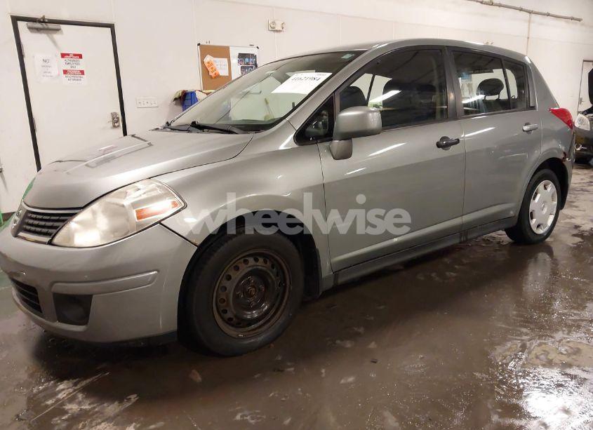 Photo 2 of 2007 Nissan Versa 1.8S (VIN 3N1BC13E77L393234)