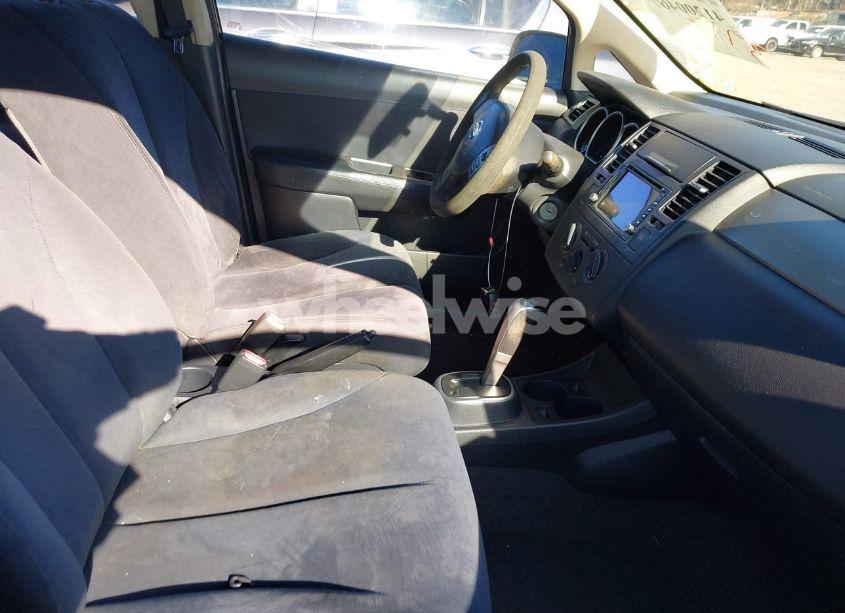 Photo 5 of 2008 Nissan Versa 1.8S (VIN 3N1BC13E78L371235)