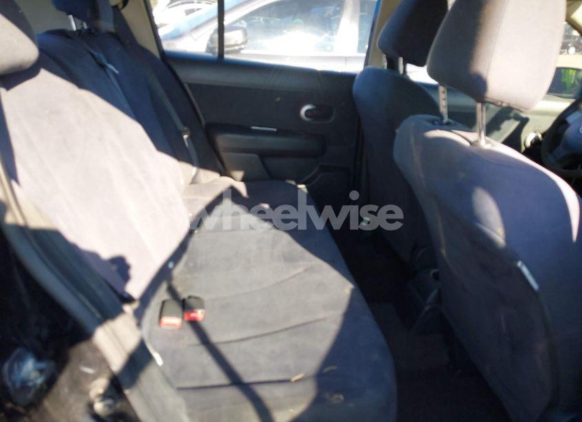 Photo 8 of 2008 Nissan Versa 1.8S (VIN 3N1BC13E78L371235)