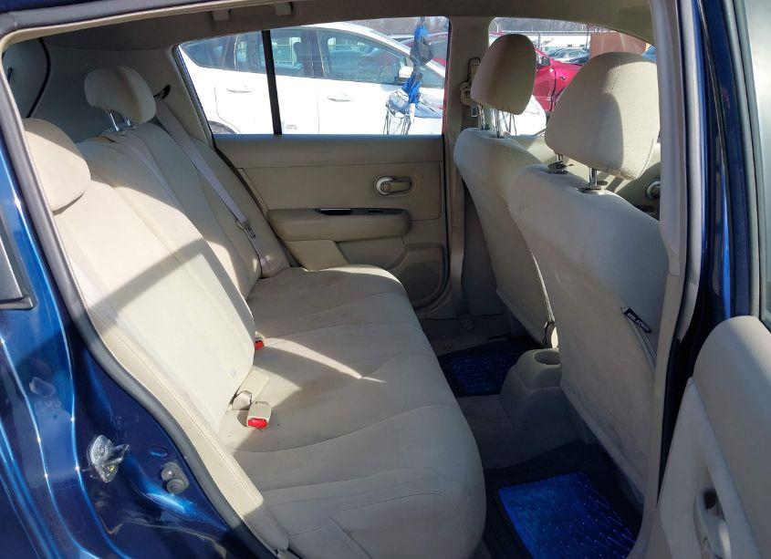 Photo 8 of 2009 Nissan Versa 1.8S (VIN 3N1BC13E79L351844)