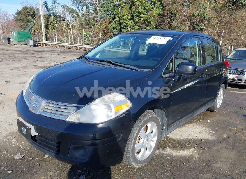 Photo 2 of 2009 Nissan Versa 1.8SL (VIN 3N1BC13E79L406888)