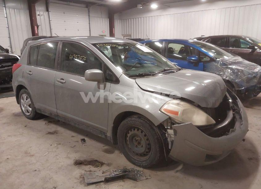 2009 Nissan Versa 1.8S (VIN 3N1BC13E79L443021) main photo