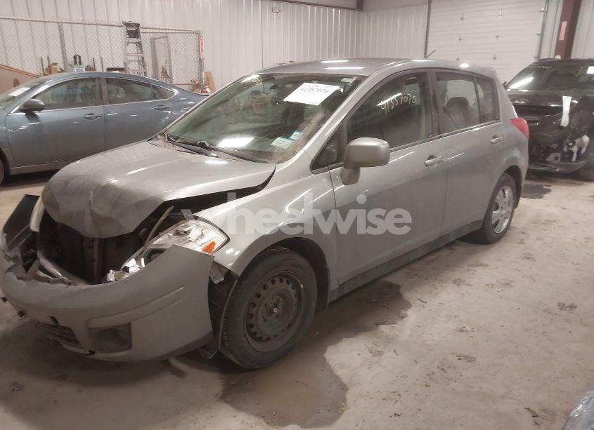 Photo 2 of 2009 Nissan Versa 1.8S (VIN 3N1BC13E79L443021)