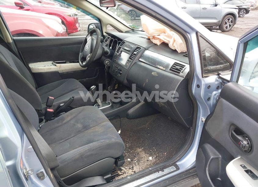 Photo 5 of 2009 Nissan Versa 1.8S (VIN 3N1BC13E79L460563)