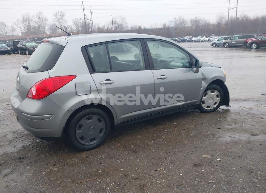 Photo 4 of 2009 Nissan Versa 1.8S (VIN 3N1BC13E79L466430)