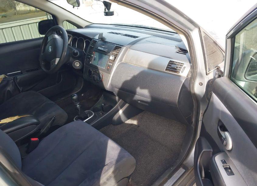 Photo 5 of 2009 Nissan Versa 1.8S (VIN 3N1BC13E79L468971)