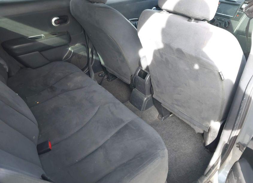 Photo 8 of 2009 Nissan Versa 1.8S (VIN 3N1BC13E79L468971)