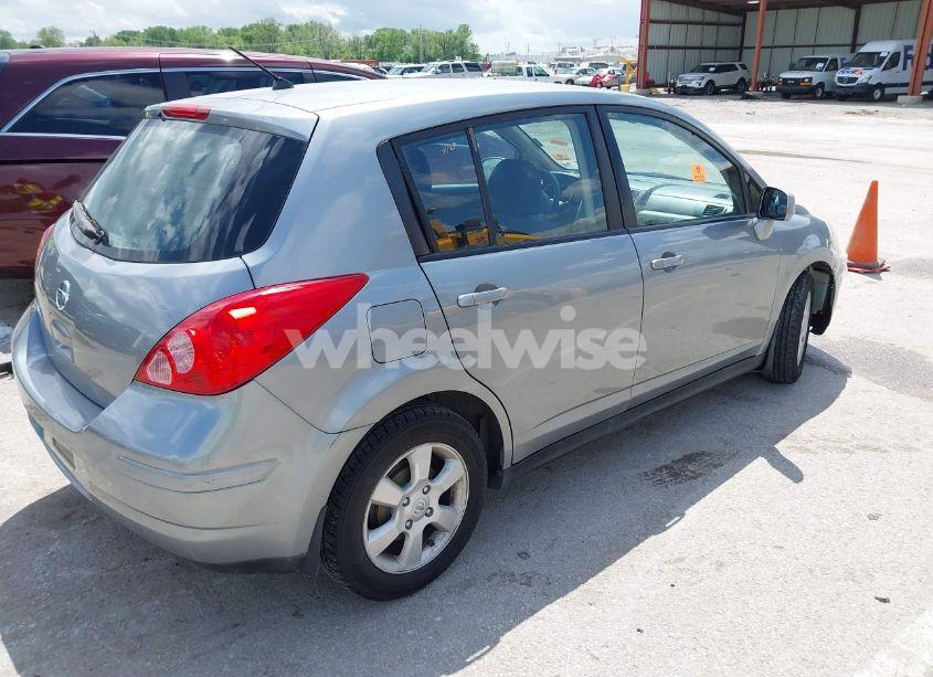 Photo 4 of 2009 Nissan Versa 1.8S (VIN 3N1BC13E79L500110)