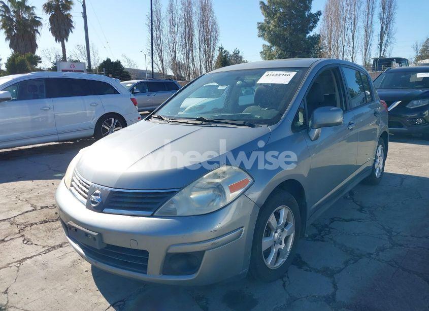 Photo 2 of 2007 Nissan Versa 1.8SL (VIN 3N1BC13E87L353843)