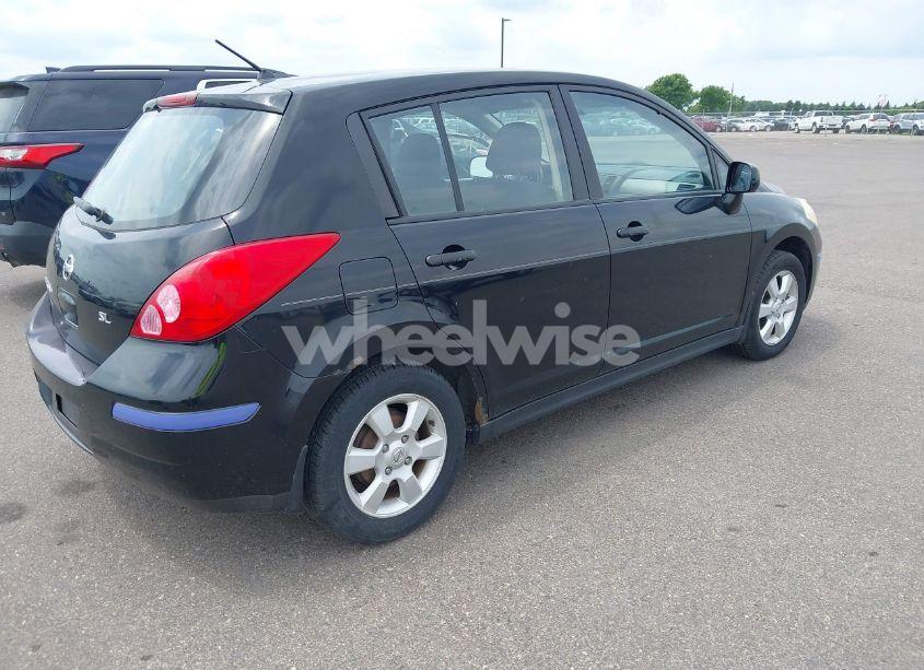 Photo 4 of 2008 Nissan Versa 1.8SL (VIN 3N1BC13E88L358395)