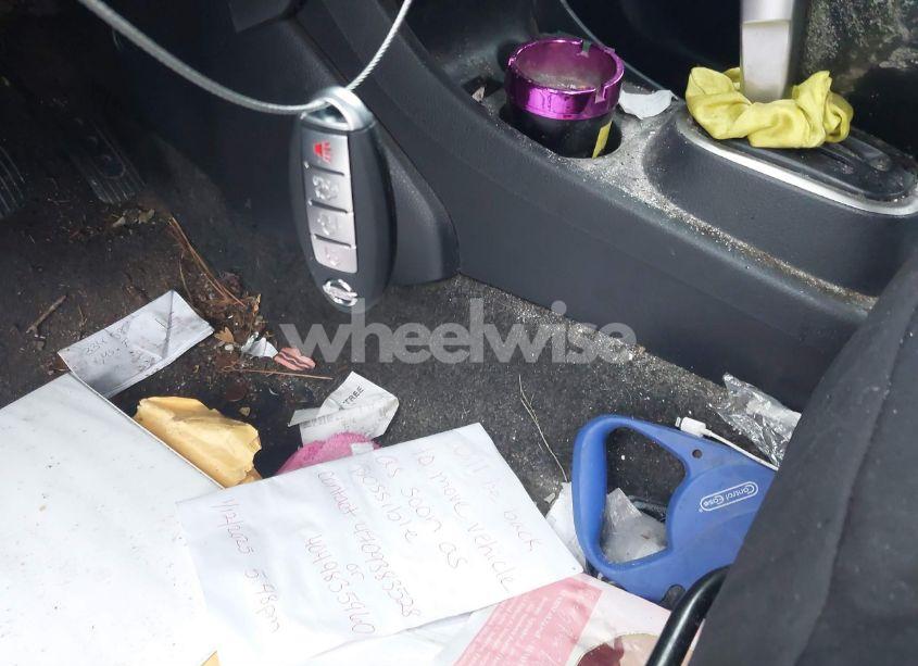 Photo 11 of 2008 Nissan Versa 1.8SL (VIN 3N1BC13E88L360499)