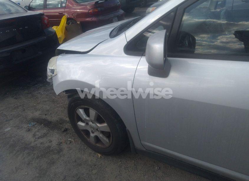 Photo 6 of 2008 Nissan Versa 1.8SL (VIN 3N1BC13E88L360499)