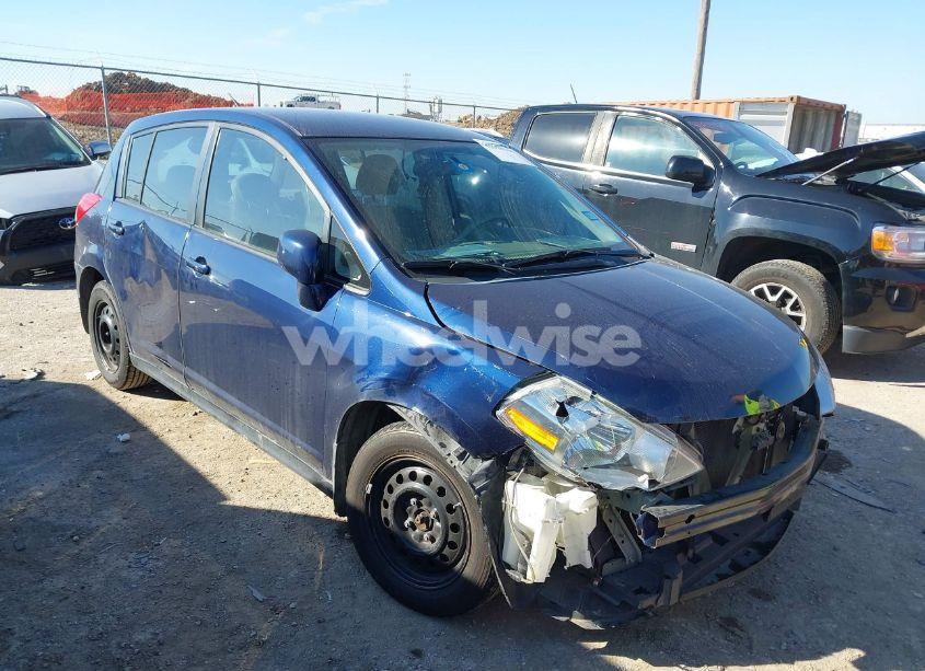 2008 Nissan Versa 1.8S (VIN 3N1BC13E88L462305) main photo
