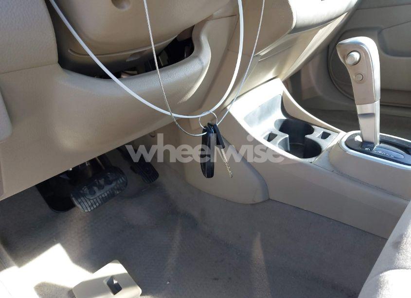 Photo 11 of 2008 Nissan Versa 1.8S (VIN 3N1BC13E88L462305)
