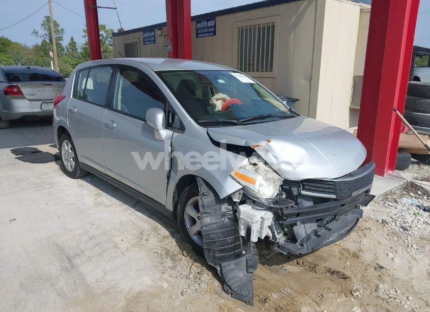 2009 Nissan Versa 1.8SL (VIN 3N1BC13E89L371665) main photo