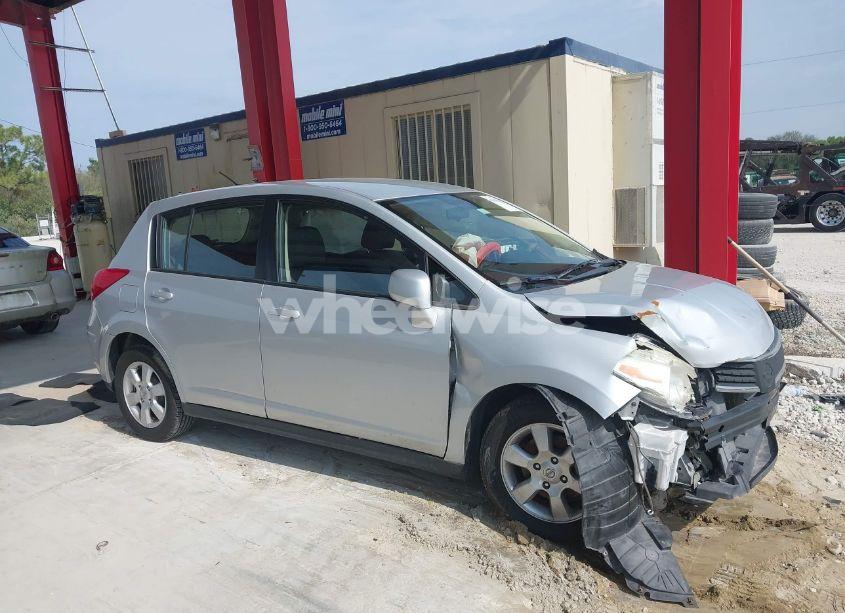 Photo 13 of 2009 Nissan Versa 1.8SL (VIN 3N1BC13E89L371665)