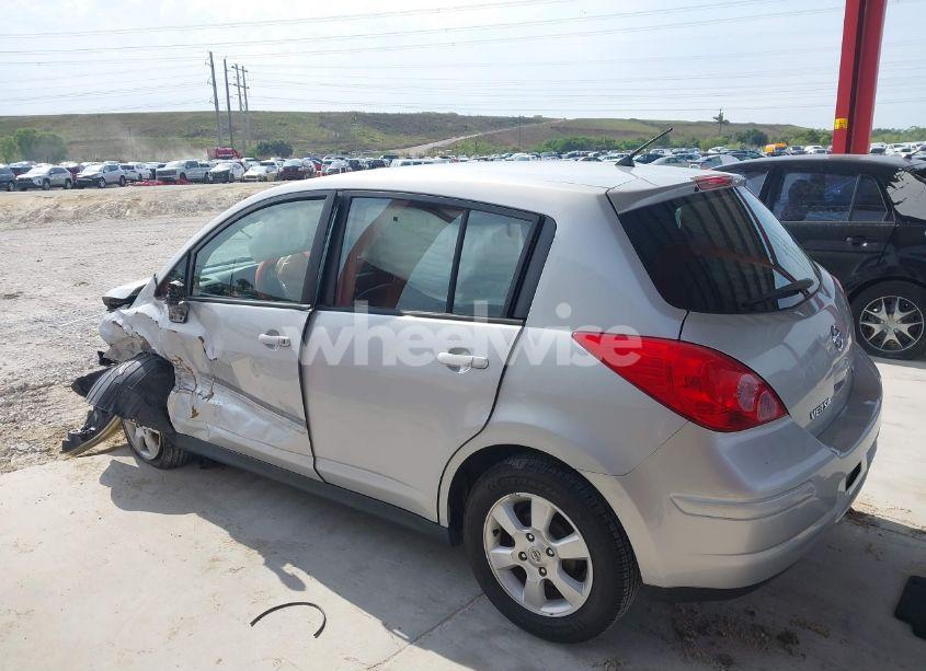 Photo 14 of 2009 Nissan Versa 1.8SL (VIN 3N1BC13E89L371665)