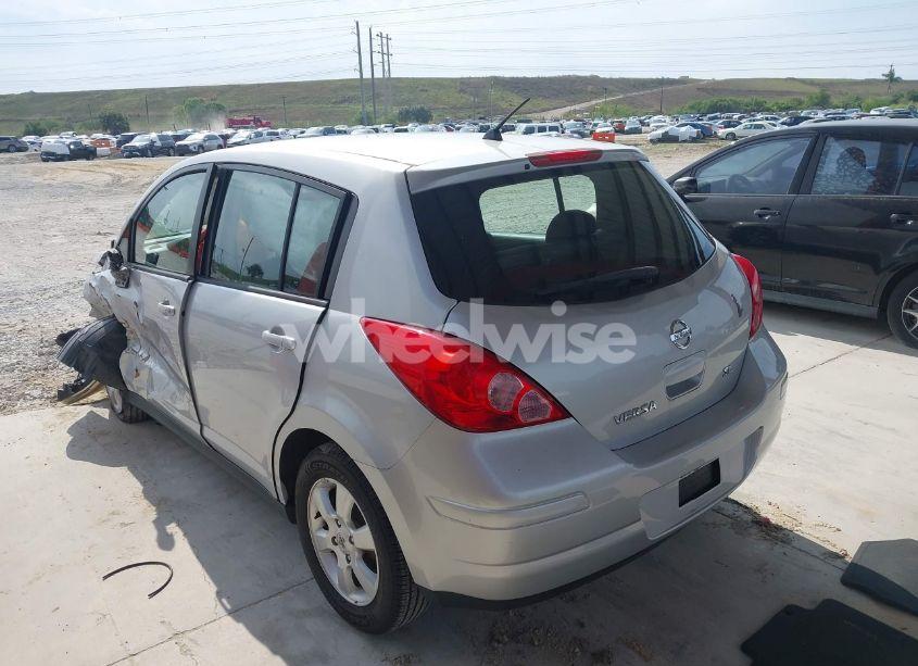 Photo 3 of 2009 Nissan Versa 1.8SL (VIN 3N1BC13E89L371665)