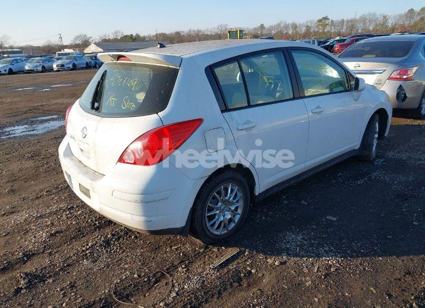 Photo 4 of 2009 Nissan Versa 1.8S (VIN 3N1BC13E89L401330)