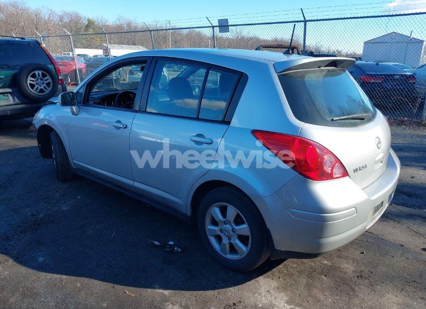 Photo 3 of 2009 Nissan Versa 1.8S (VIN 3N1BC13E89L488419)