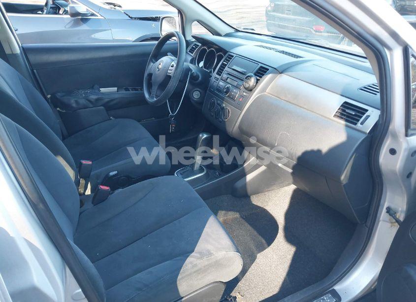 Photo 5 of 2009 Nissan Versa 1.8S (VIN 3N1BC13E89L488419)