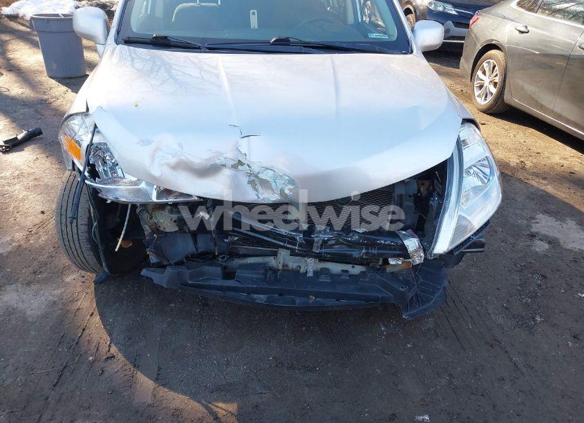 Photo 6 of 2009 Nissan Versa 1.8S (VIN 3N1BC13E89L488419)