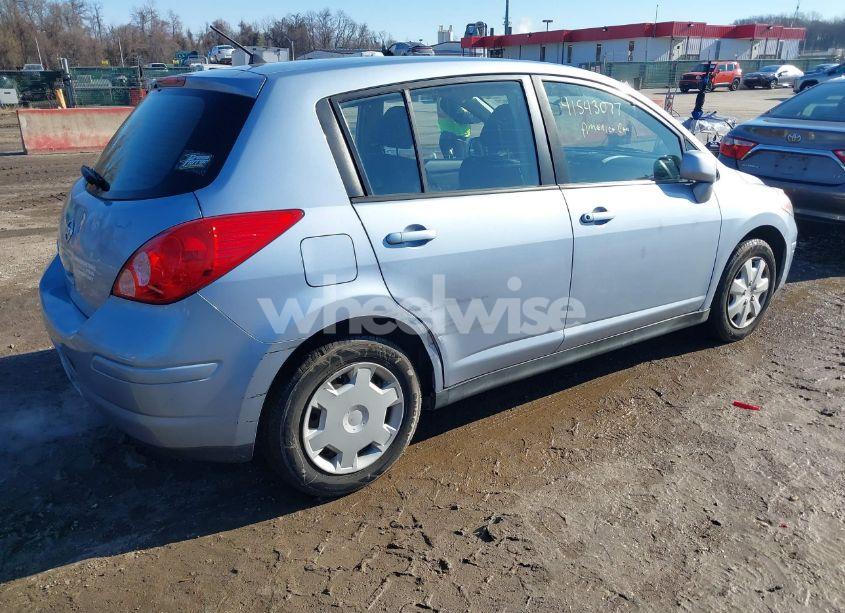 Photo 4 of 2009 Nissan Versa 1.8S (VIN 3N1BC13E89L498173)