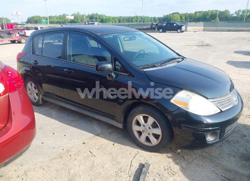 2007 Nissan Versa 1.8SL (VIN 3N1BC13E97L359537) main photo