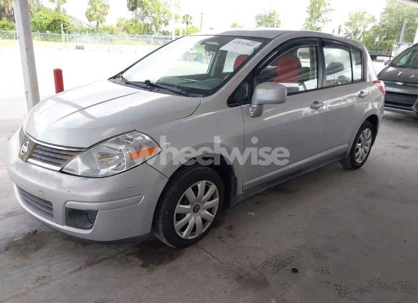 Photo 2 of 2007 Nissan Versa 1.8S (VIN 3N1BC13E97L398256)