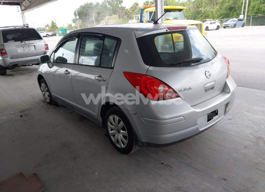 Photo 3 of 2007 Nissan Versa 1.8S (VIN 3N1BC13E97L398256)