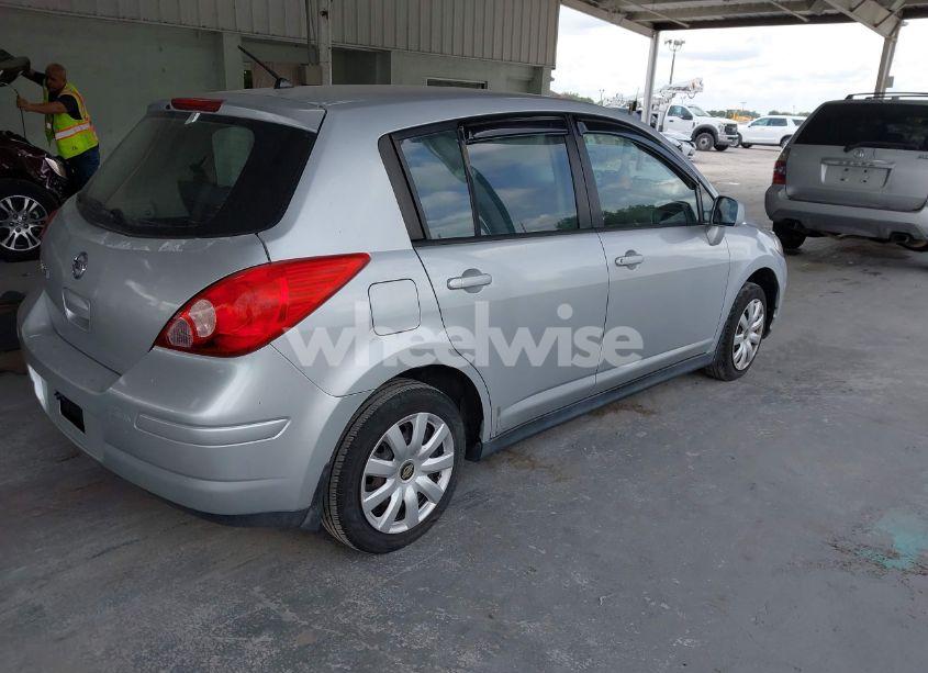 Photo 4 of 2007 Nissan Versa 1.8S (VIN 3N1BC13E97L398256)