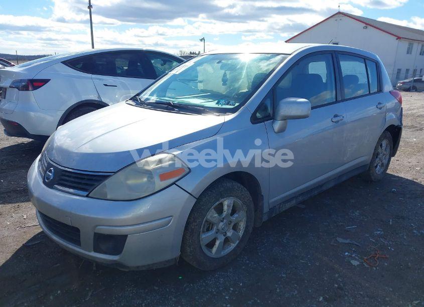 Photo 2 of 2007 Nissan Versa 1.8SL (VIN 3N1BC13E97L405982)