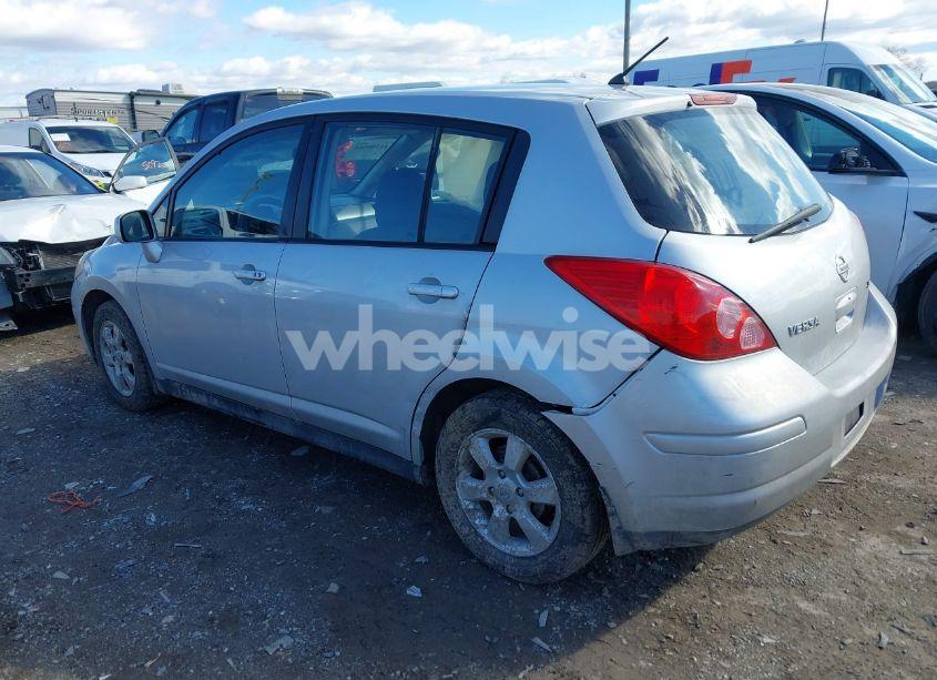 Photo 3 of 2007 Nissan Versa 1.8SL (VIN 3N1BC13E97L405982)