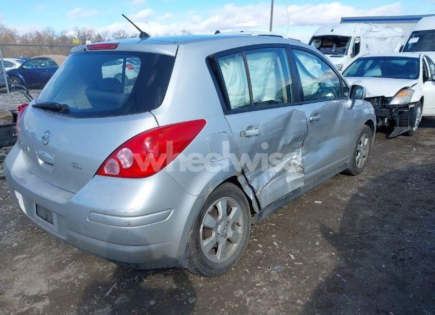 Photo 4 of 2007 Nissan Versa 1.8SL (VIN 3N1BC13E97L405982)
